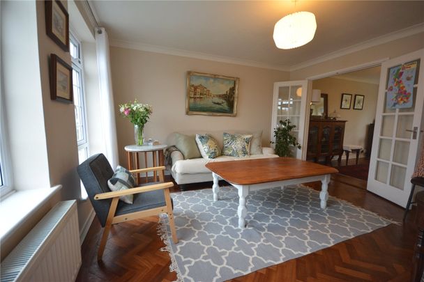 Manor House Court, West Street, Epsom, Surrey, KT18 7RN - Photo 1