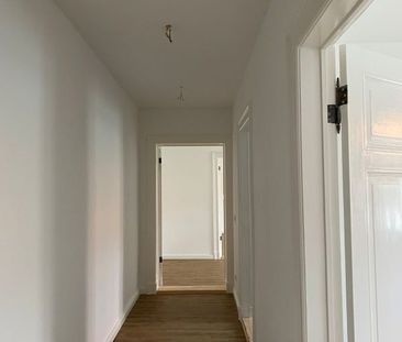 Modernisierte 2 Zimmer Altbauwohnung im Seitenflügel 4.OG - Foto 1