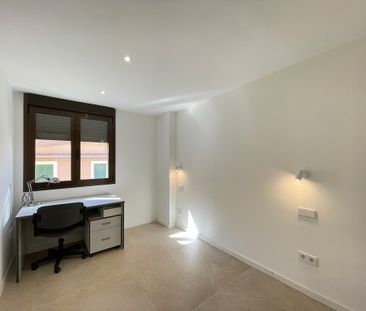 Nuevo a estrenar, apto soleado, 3 dormitorios, 2 baños, semi amuebl... - Photo 1