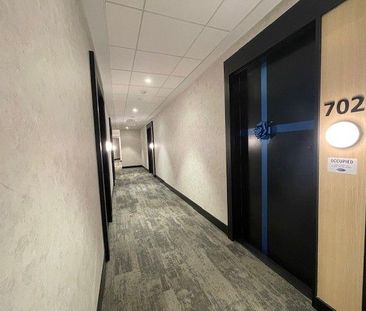 For Lease - 3008 William Cutmore Boulevard Unit# 702, Oakville, Ont... - Photo 3