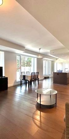 Van west Kerrisdale furnished 2 bed 2 baths for rent - Photo 1