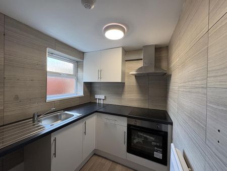 1 bedroom flat to rent - Photo 3