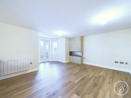 2 bedroom apartment to rent - Photo 3