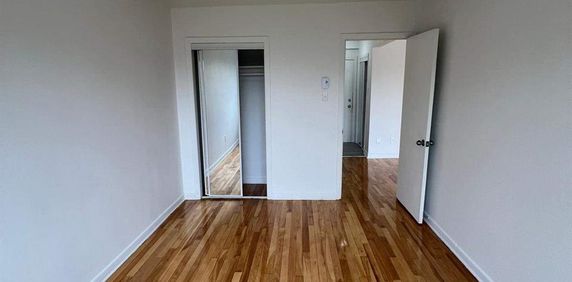 1 CH - 1 SDB - Montréal - $1,200 /mo - Photo 2