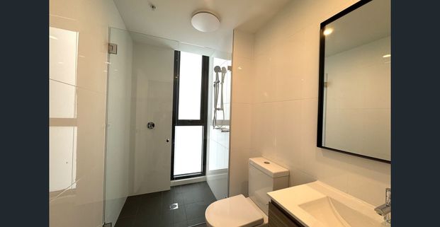 ULTRA MODERN APARTMENT - Photo 1