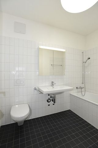 "Hier blüht das Leben - Wohnen im Zentrum Oberdorf" - Photo 2