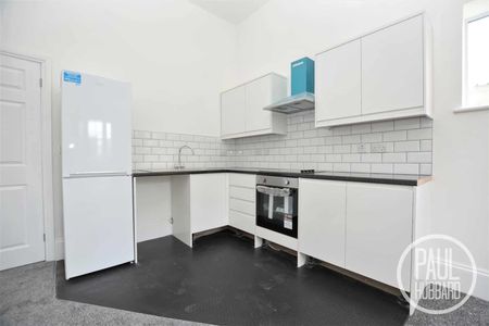 127 London Road North, Lowestoft - Photo 2
