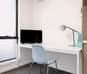 Large Studio with courtyard - Photo 3