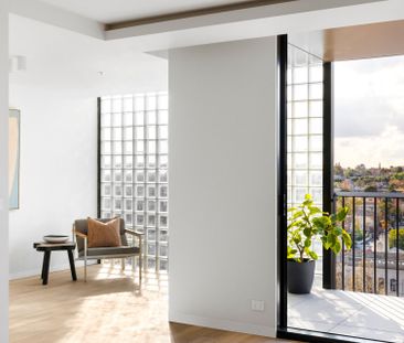 8/10 Newburgh Pl, Hawthorn - Photo 2