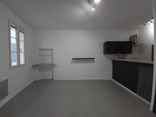 Location Appartement 1 pièce 29m² AUBAGNE 13400 - Photo 1