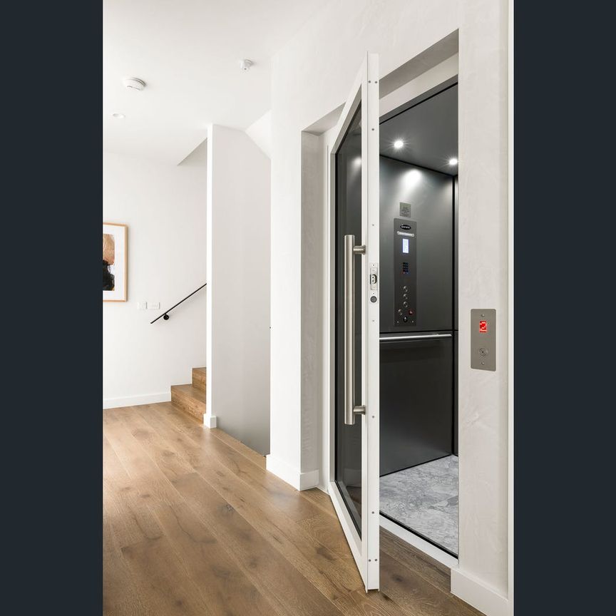 7 Starboard Walk, Brighton, Vic 3186 - Photo 1