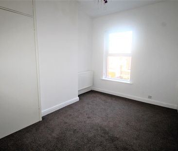 3 Bedroom House To Rent - Photo 3