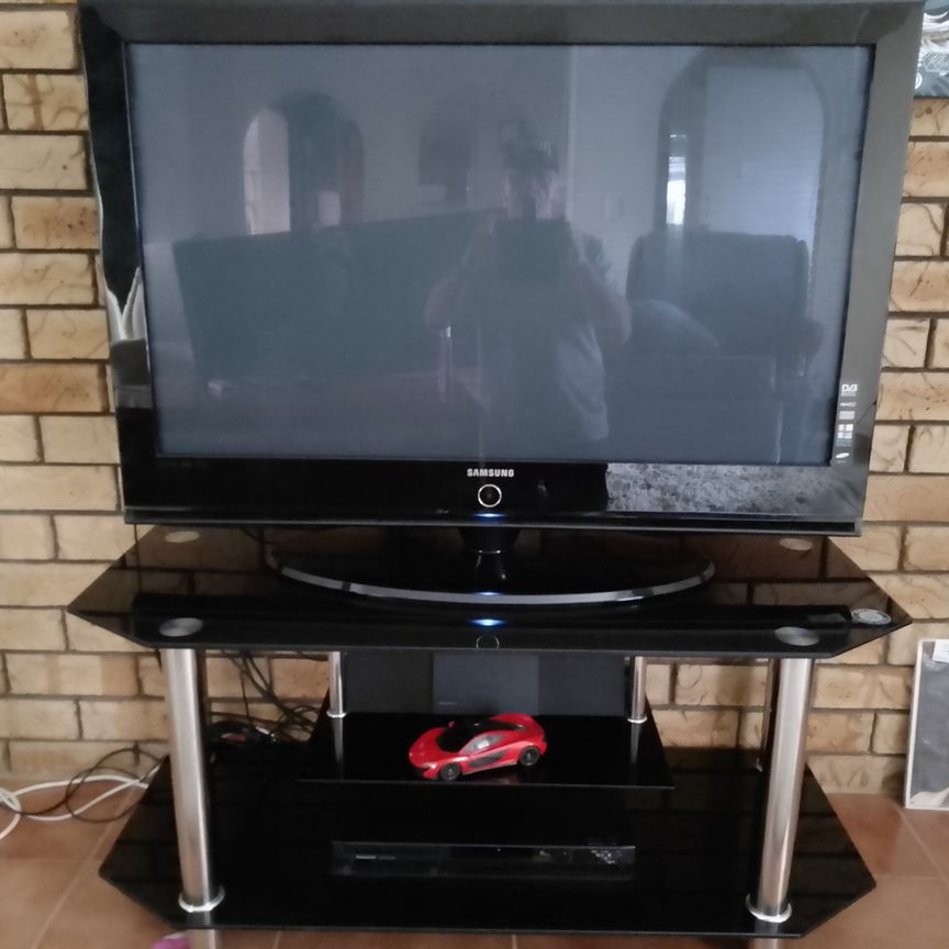 Victoria Park - Photo 1