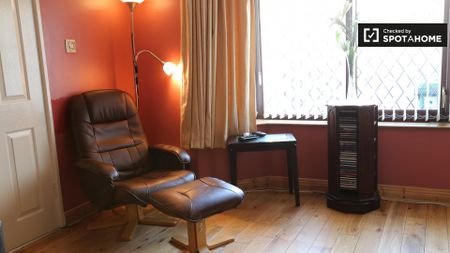 Room in shared apartment for rent, Northside - Photo 3