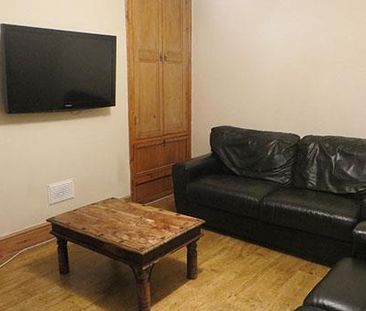 4 bedroom private hall to rent - Photo 2