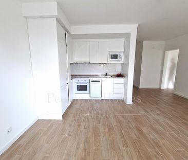 Monte Estoril - Av. Saboia. T1 remodelado e sem móveis. Perto da praia - Foto 3