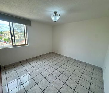 Departamento en renta en Ciudad del Sol | 3 recámaras - Photo 2