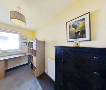 2 bedroom semi-detached house to rent - Photo 6