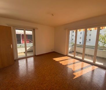 LUMINOSO APPARTAMENTO IN ZONA TRANQUILLA - Foto 2