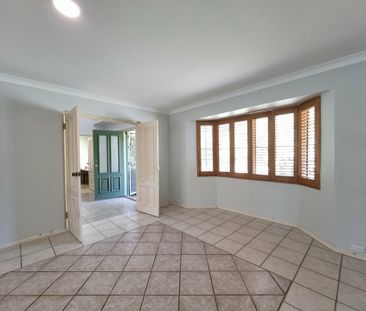 Unique Family Home with All Utilities Included - Photo 3