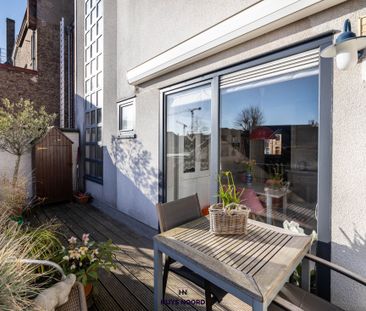 Lichtrijk drie-slaapkamers appartement en garage - Foto 5