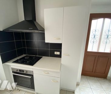 Maison de village à louer avec cour dans le centre du village de Ch... - Photo 3