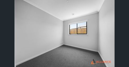 Beautiful Family Home in Wollert - Photo 4