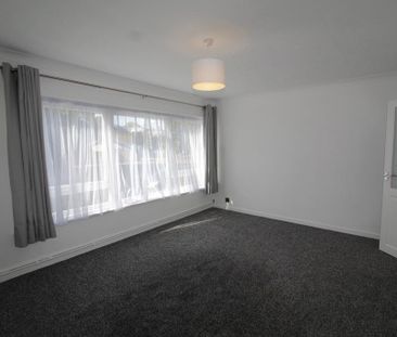 2 bedroom ground floor maisonette to rent - Photo 2