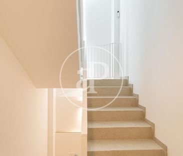 Flat for rent in Poble Sec - Photo 2