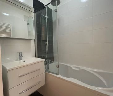 Vollklimatisierte, großzügige Altbauwohnung, 4-Zimmer, Ruhelage bei... - Photo 2