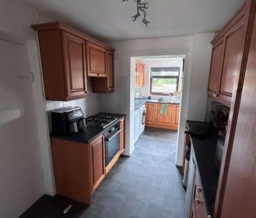 2 bedroom semi-detached house to rent - Photo 5
