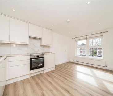 2 bedroom maisonette to rent - Photo 2