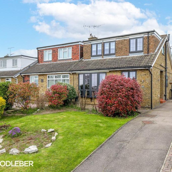 3 bedroom semi-detached house to rent - Photo 1