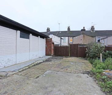 2 bedroom terraced house to rent - Photo 2