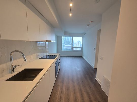 For Lease - 8 Wellesley St W Street Unit# 3011, Toronto, Ontario - Photo 1
