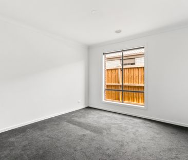 25 Isabel Street, Pakenham VIC 3810 - House For Rent | Domain - Photo 2