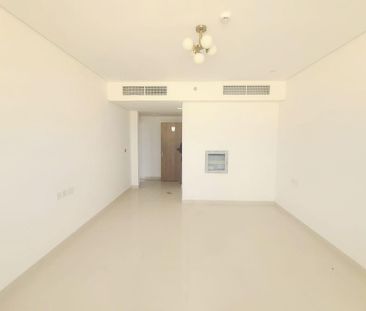 1st Shifting | 1BR With Balcony | Ideal Location - Photo 5