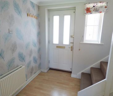 3 bedroom terraced house to rent - Photo 4