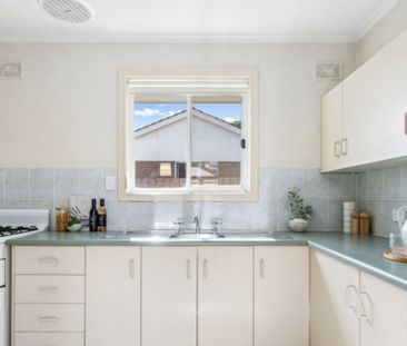 31 Adrian Street, Christie Downs SA 5164 - Photo 4