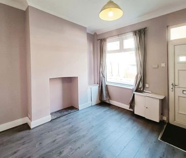 2 bedroom terraced house to rent - Photo 6