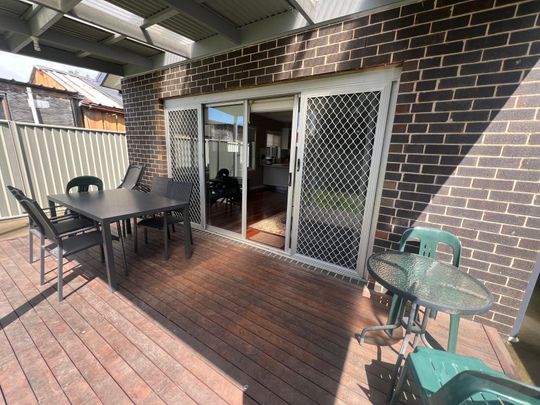 Altona North - Photo 1