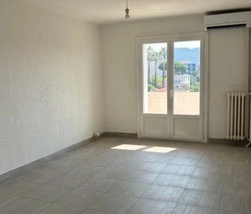 Location Appartement 3 pièces 54m² CANNES 06400 - Photo 1