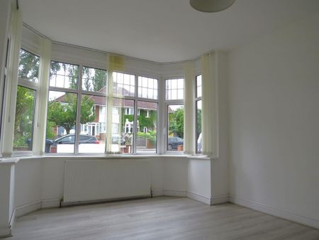 3 bedroom detached house to rent - Photo 4