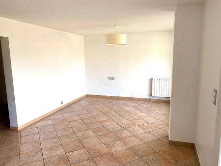 Location appartement rénové 4 pièces 93.2 m² à Romans-sur-Isère (26100) 5 - Photo 3