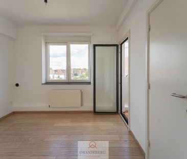 Ruim 2 slpk-appartement Frans Van Ryhovelaan - Photo 1