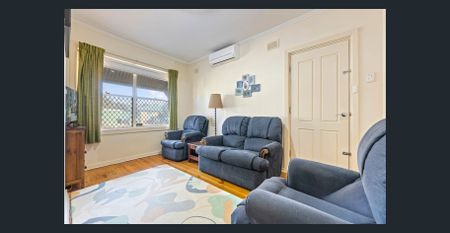 COMFORT AND CONVENIENCE - Photo 2