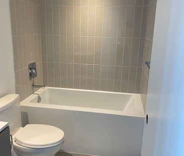 For Lease - 3900 Confederation Parkway Unit# 5609, Mississauga, Ont... - Photo 6