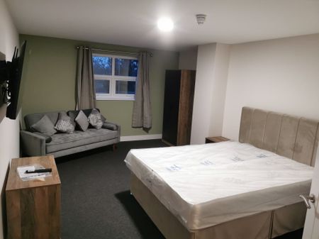 beaconsfield road, room 7 first floor flat 1 beaconsfield road, widne - Photo 4