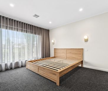 Elegance Meets Functionality in Redstone Estate - Photo 3