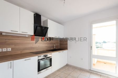 Location Appartement 3 pièces 67m² CABESTANY 66330 - Photo 2